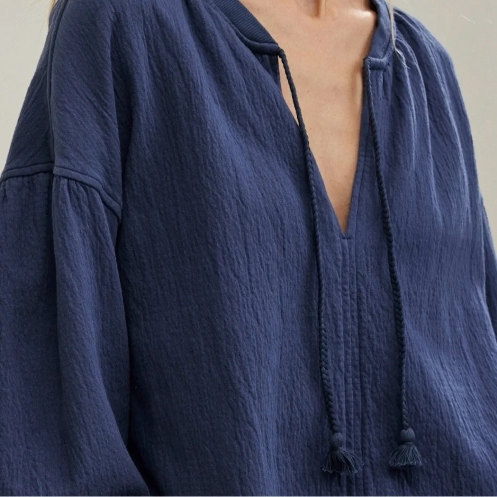 Aerie sweatshirt. Easy street pullover. New. Xl. Blue - Picture 3 of 6